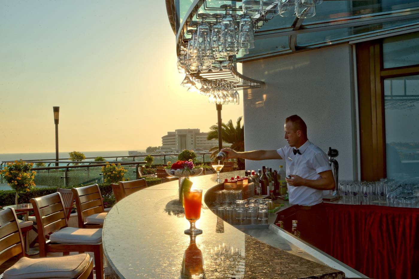 Side-Star-Elegance-Bar-12