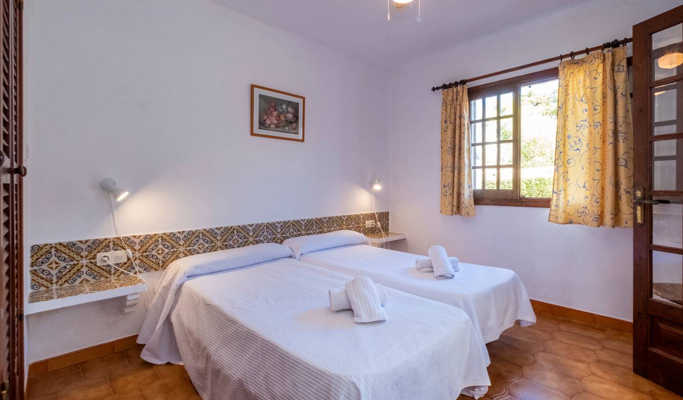 Son-Bou-Gardens-Room-83