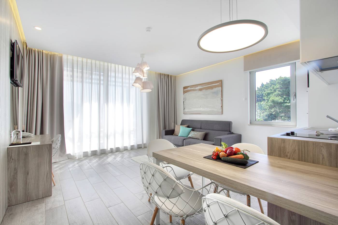 Kalamota-Beach-House-Room-11