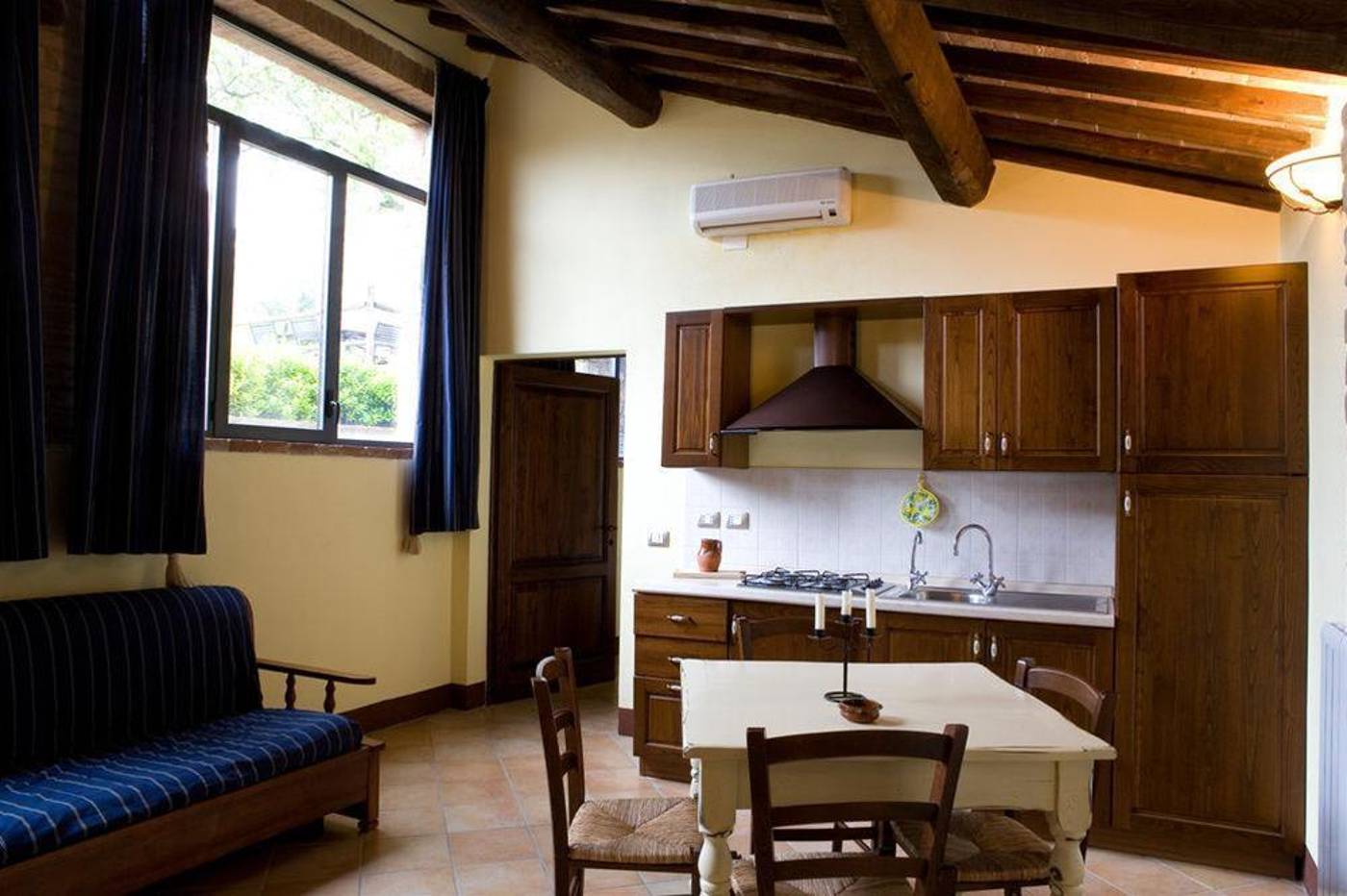 Antico-Borgo-Poggiarello-General-view-5