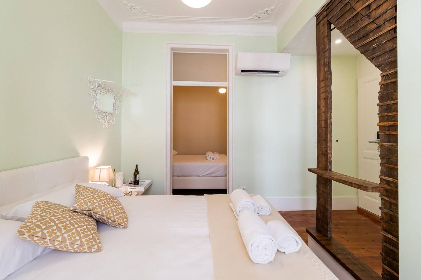 1898-Home---Suites-Room-5