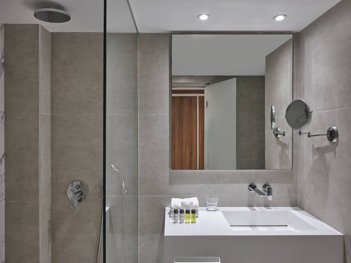 Panas-Holiday-Village-Room-31