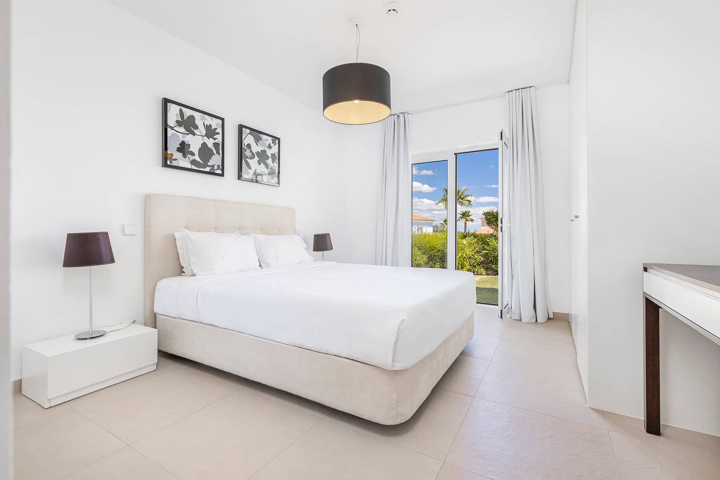 Eden-Villas-and-Apartments-Room-26