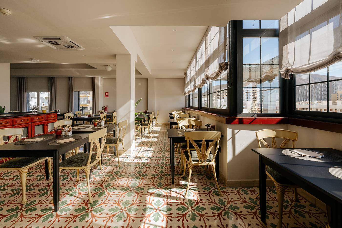 Labranda-Reveron-Plaza-Hotel-Bar-33