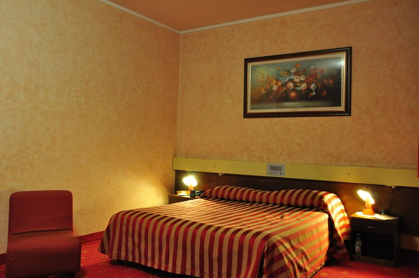 Country Club-Italy-LUCCA -Room-10