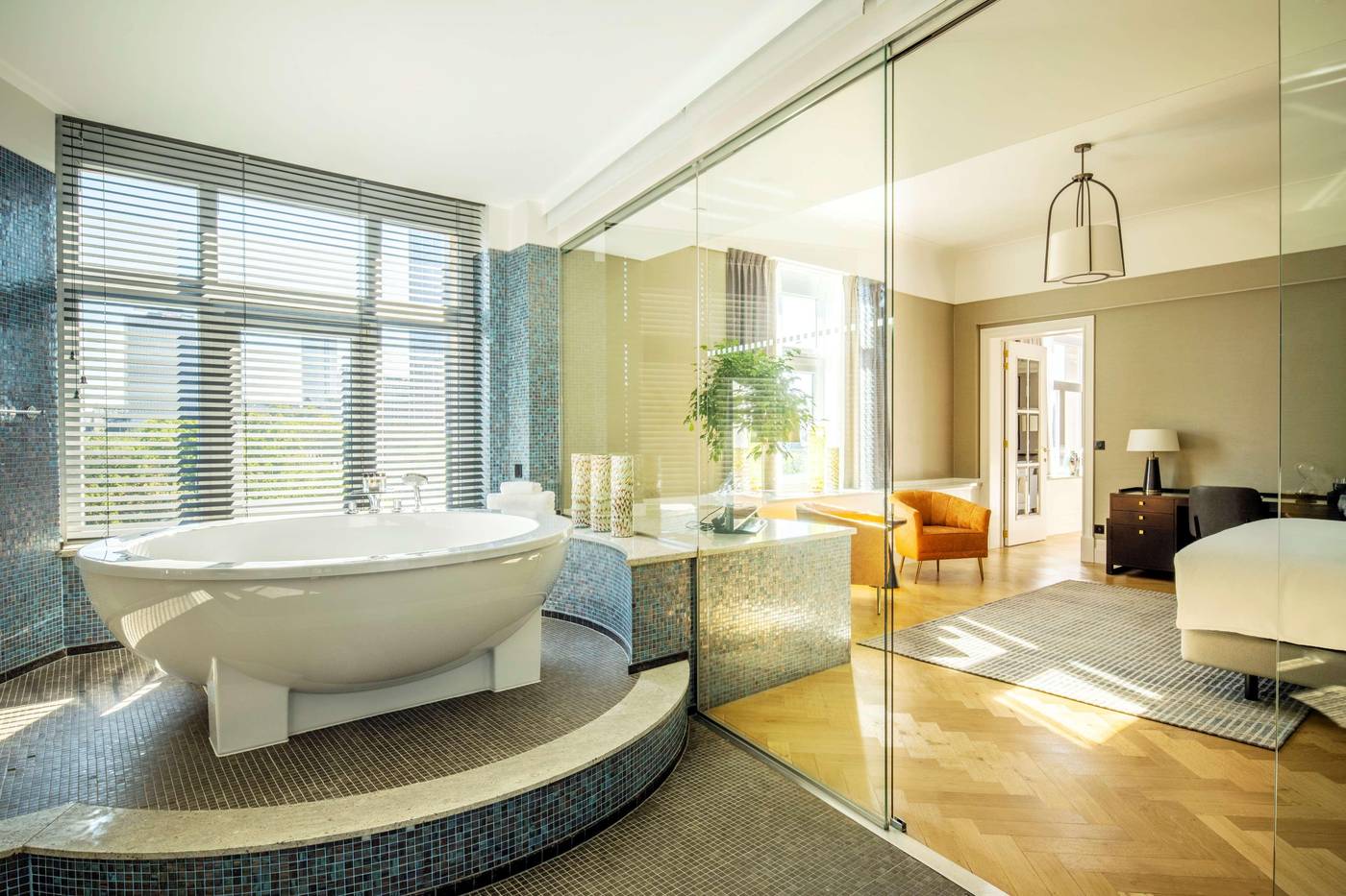 DoubleTree-by-Hilton-Brussels-City--Belgium-Room-55