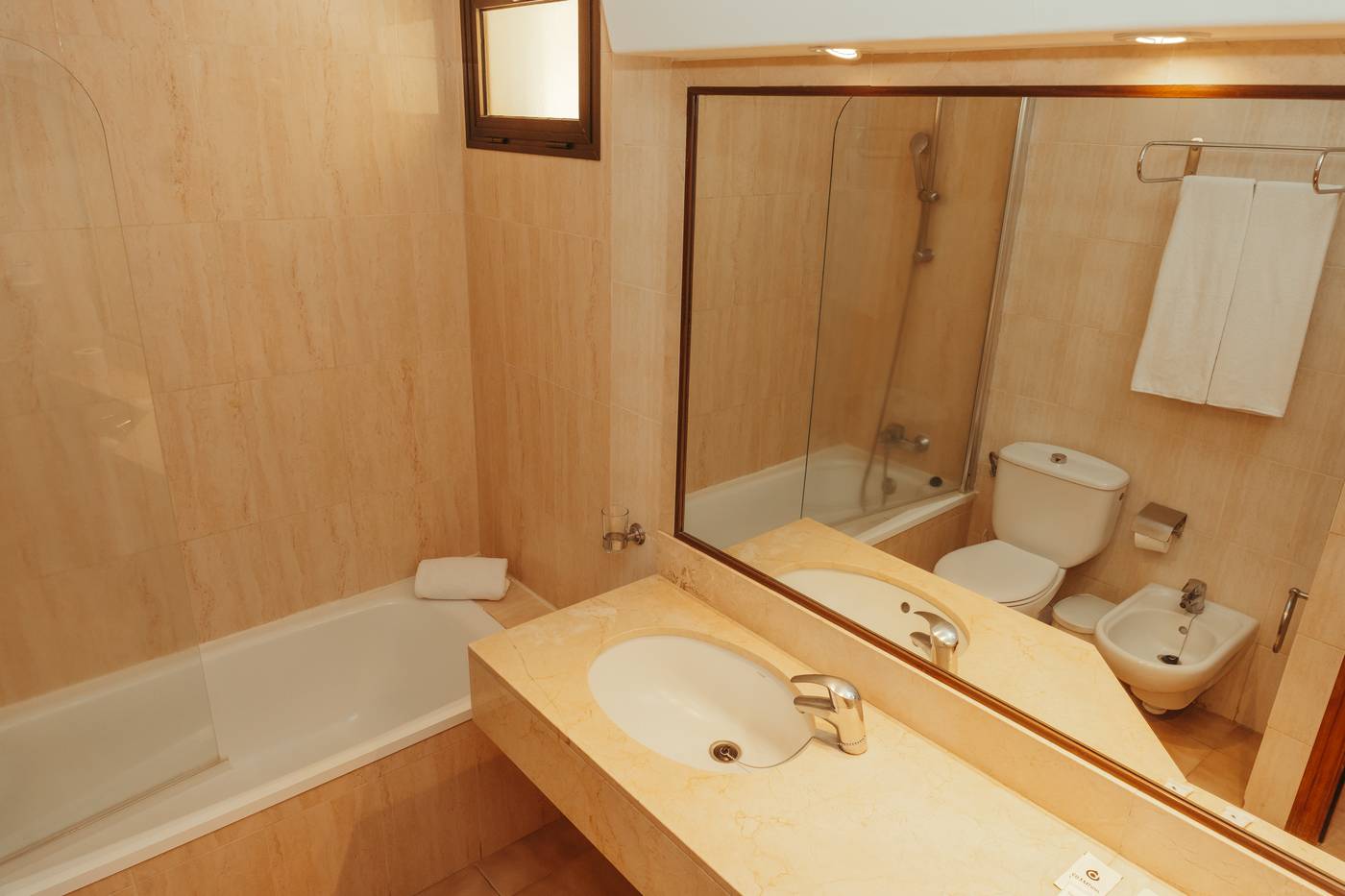 LIVVO-Lago-Taurito---Waterpark-Room-53