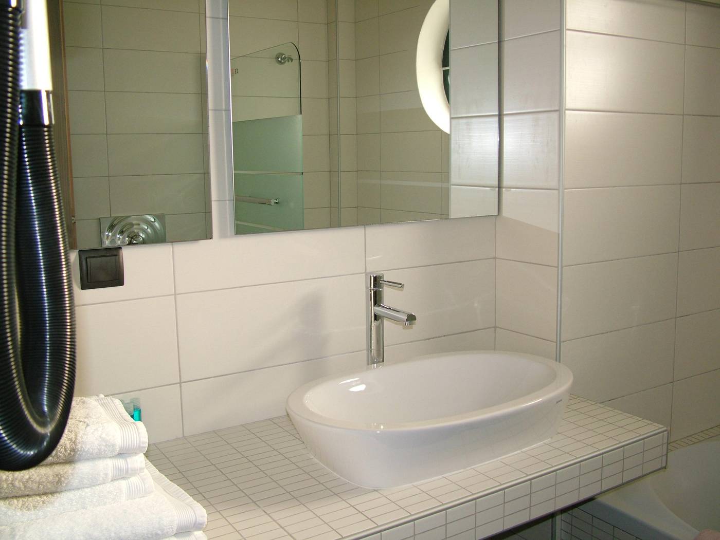 Sugar---Almond--Room-15