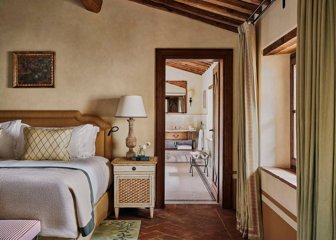 Castello-Di-Casole--A-Belmond-Hotel--Tuscany-Room-26