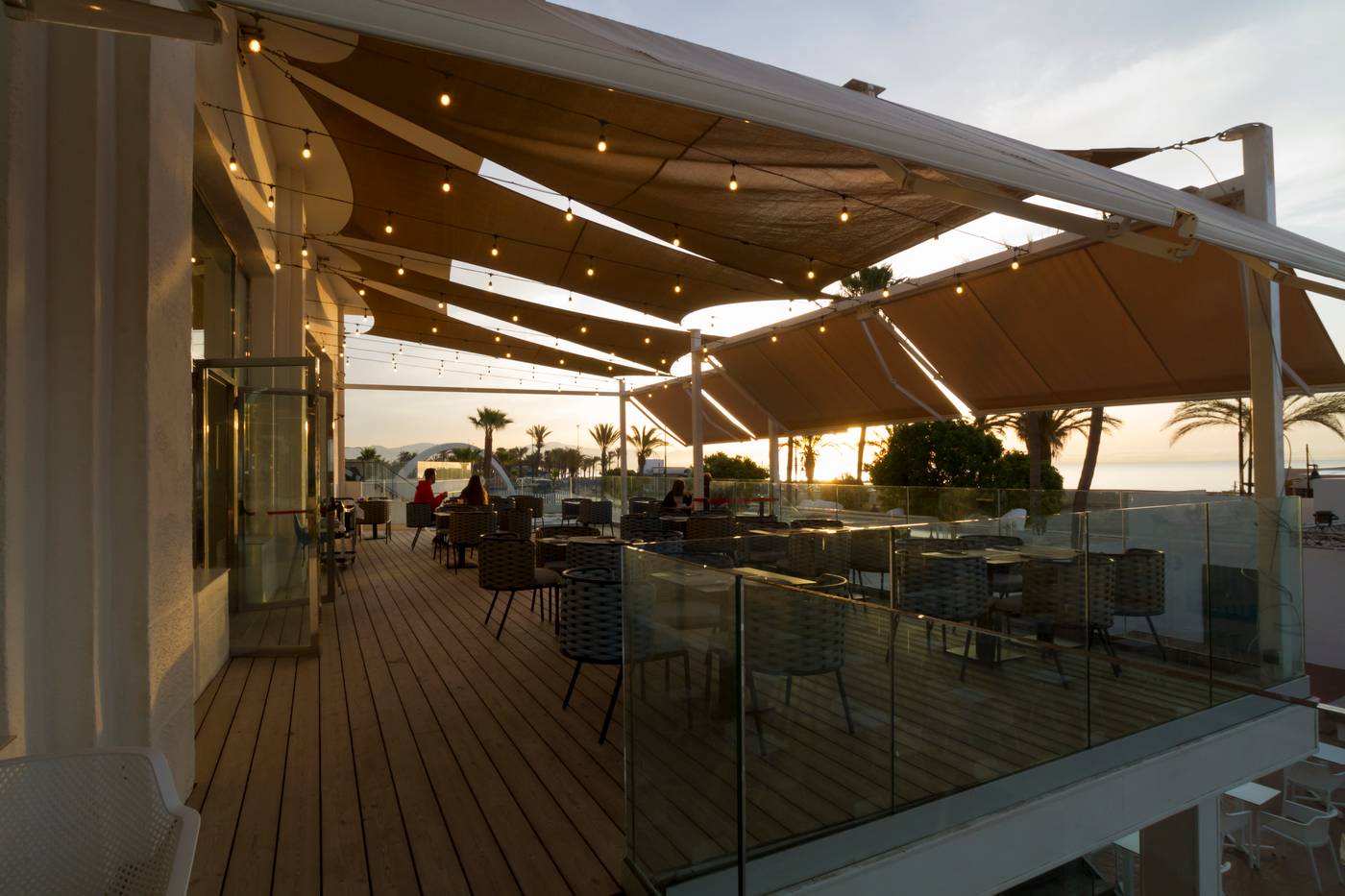 Ibersol-Torremolinos-Beach-Restaurant-7