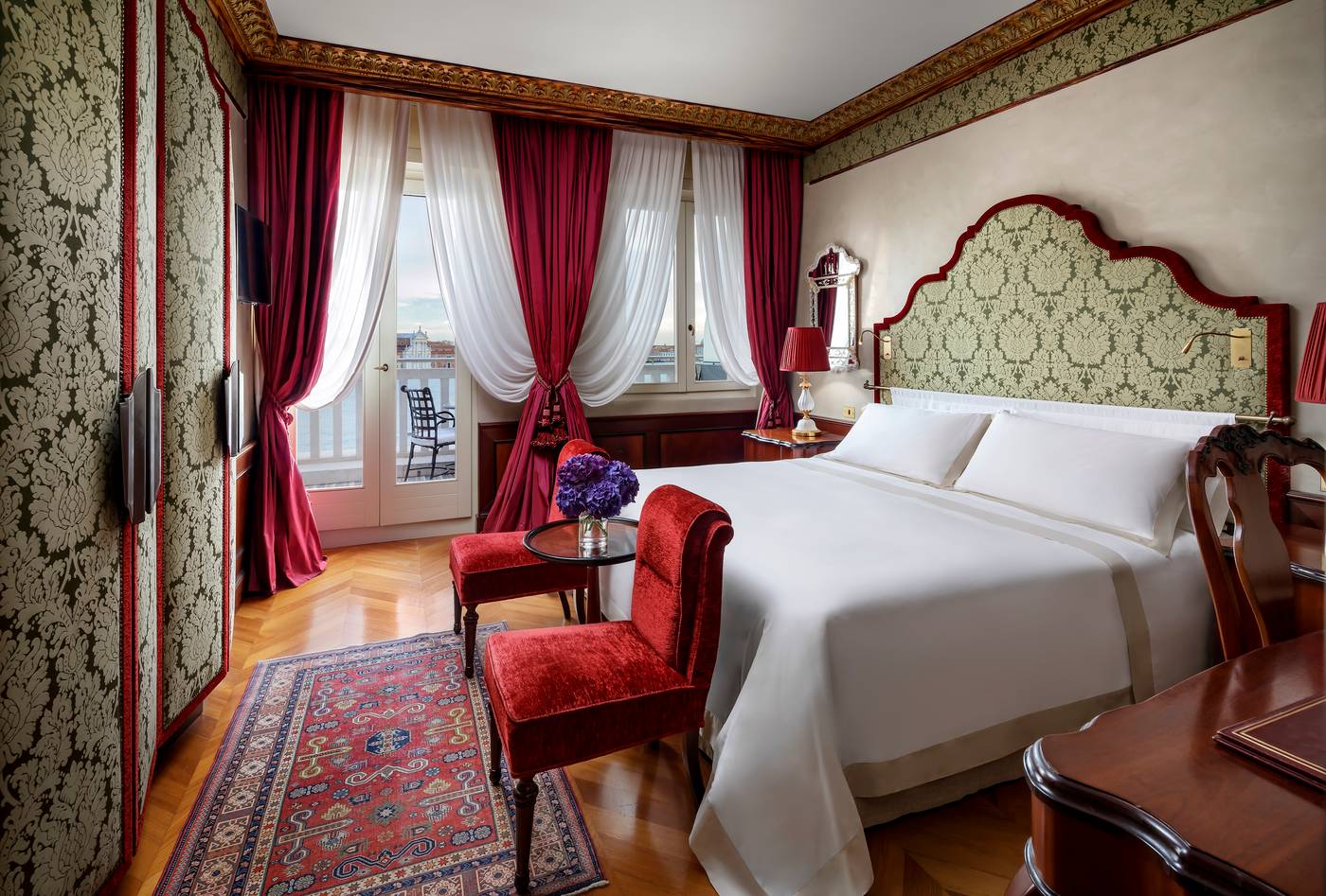 Hotel-Danieli--Venice-Room-12