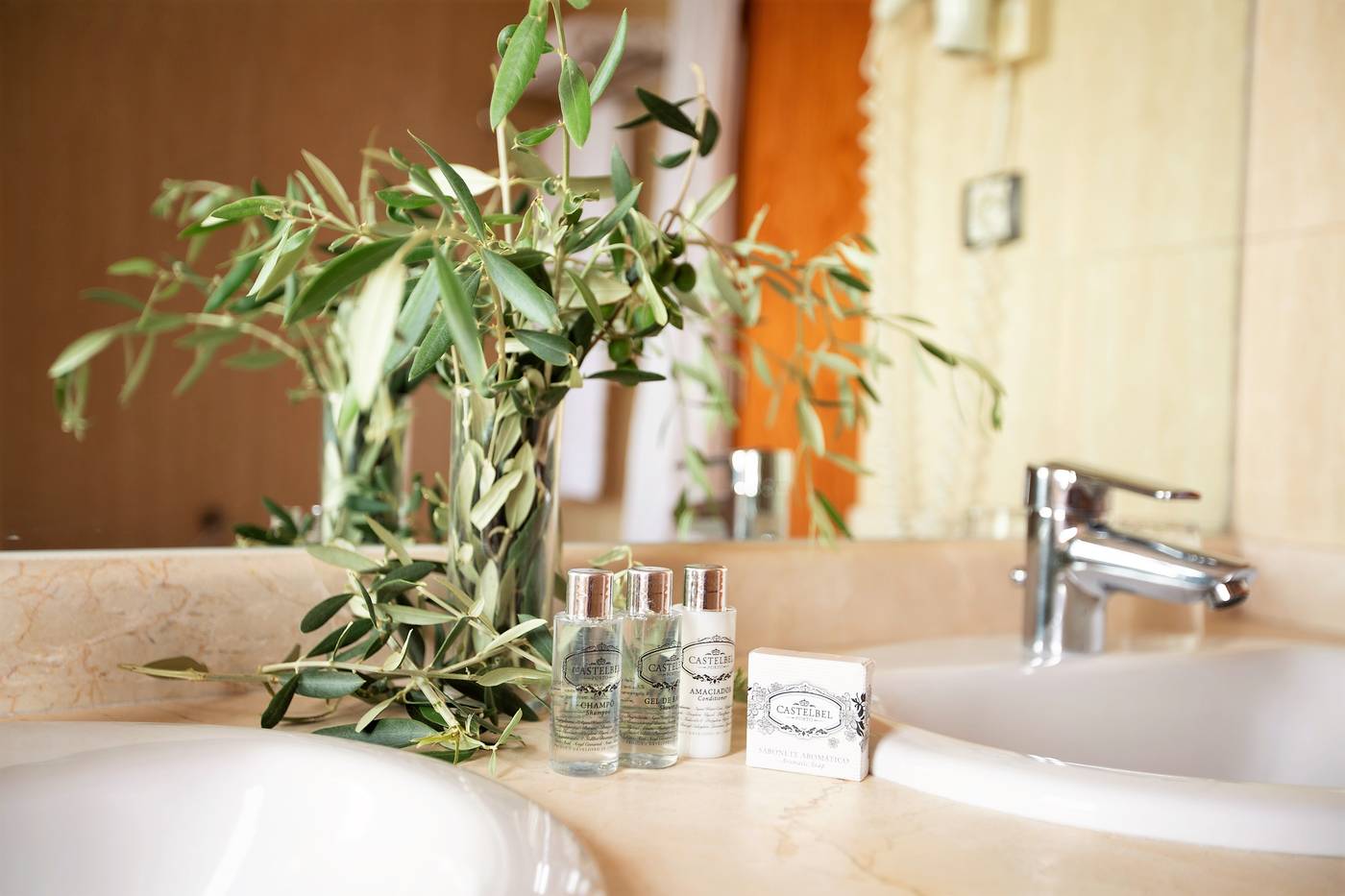 Hotel-OH-Nice-Caledonia-Room-41