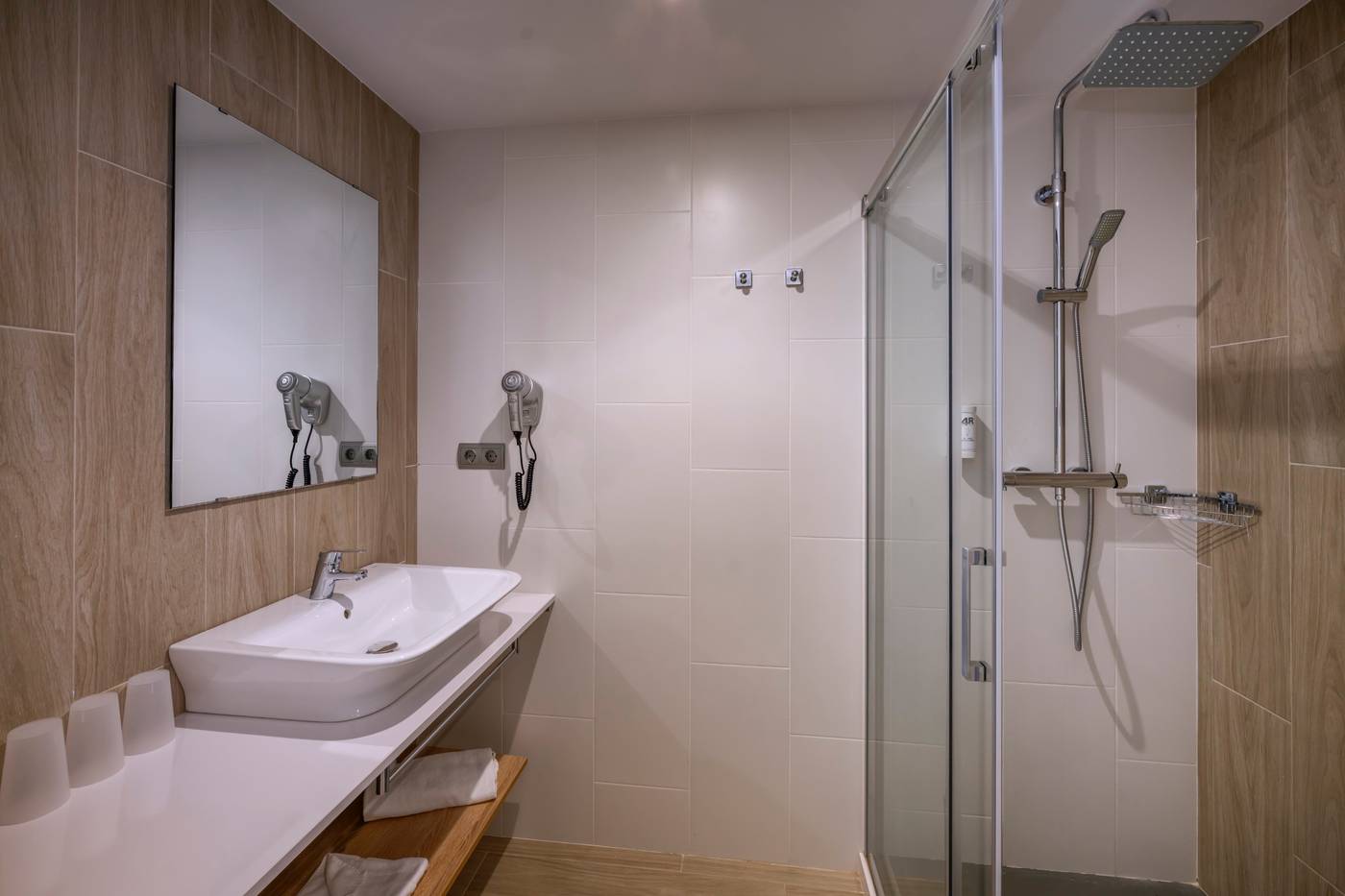 4R-Salou-Park-Resort-II-Room-27