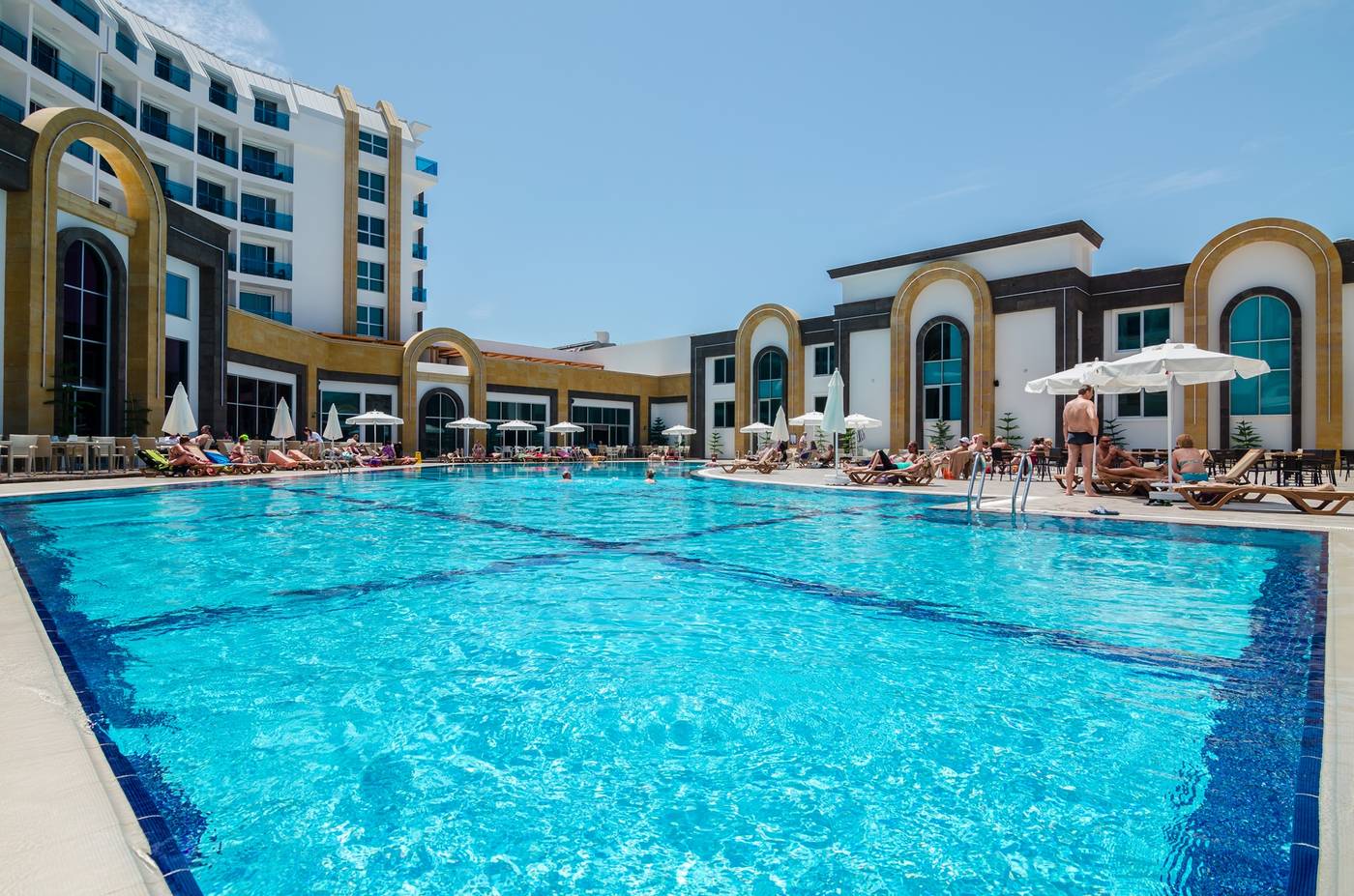 Lumos Deluxe Resort Hotel and Spa