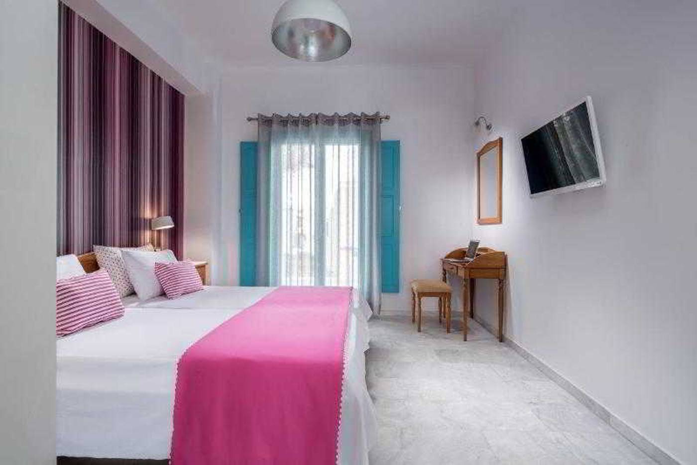 Santellini Hotel-Greece-KAMARI-Room-8