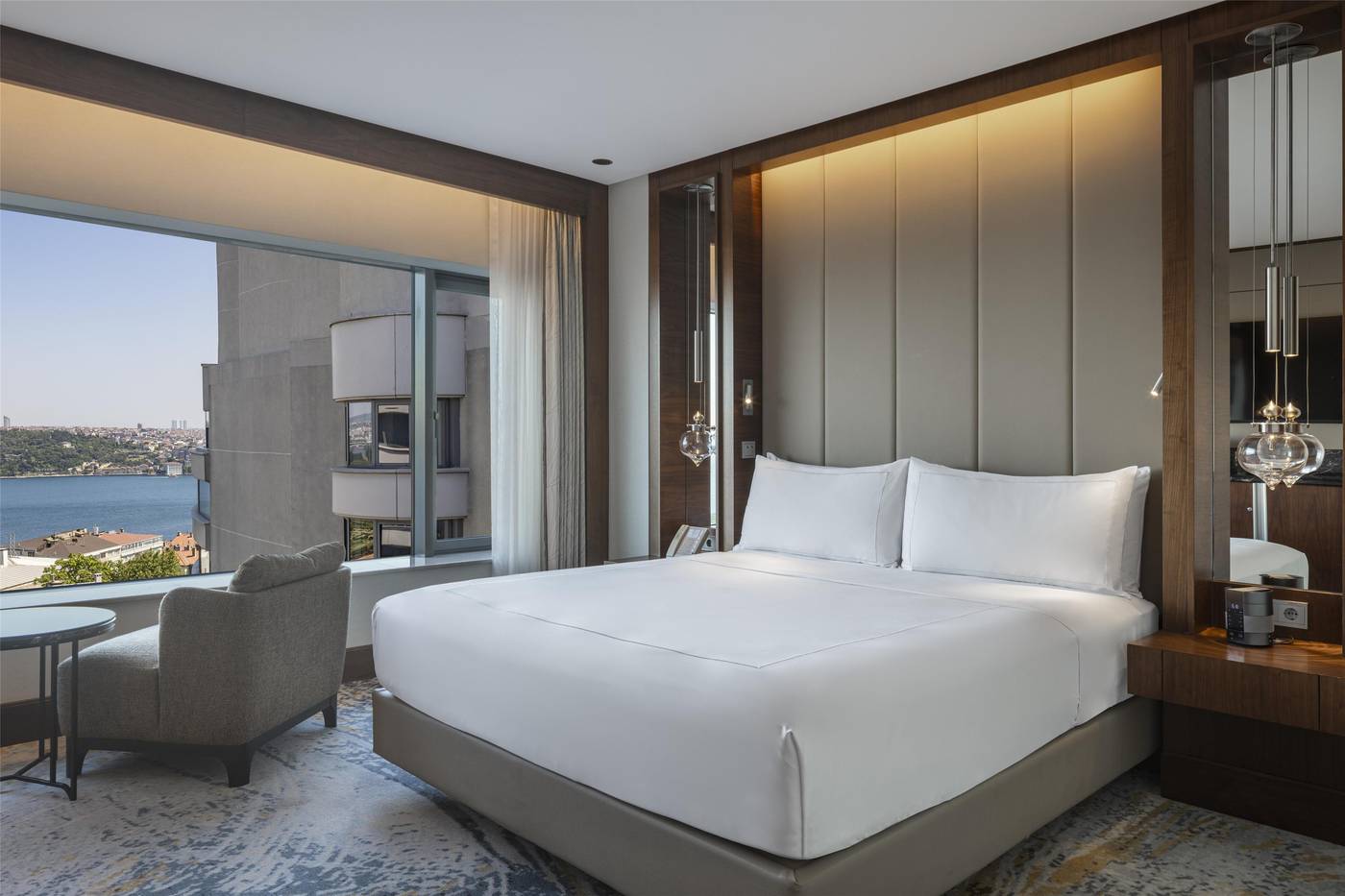 Conrad-Istanbul-Bosphorus-Room-27