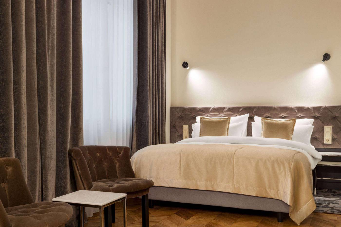 Wyndham-Grand-Krakow-Old-Town-Room-38