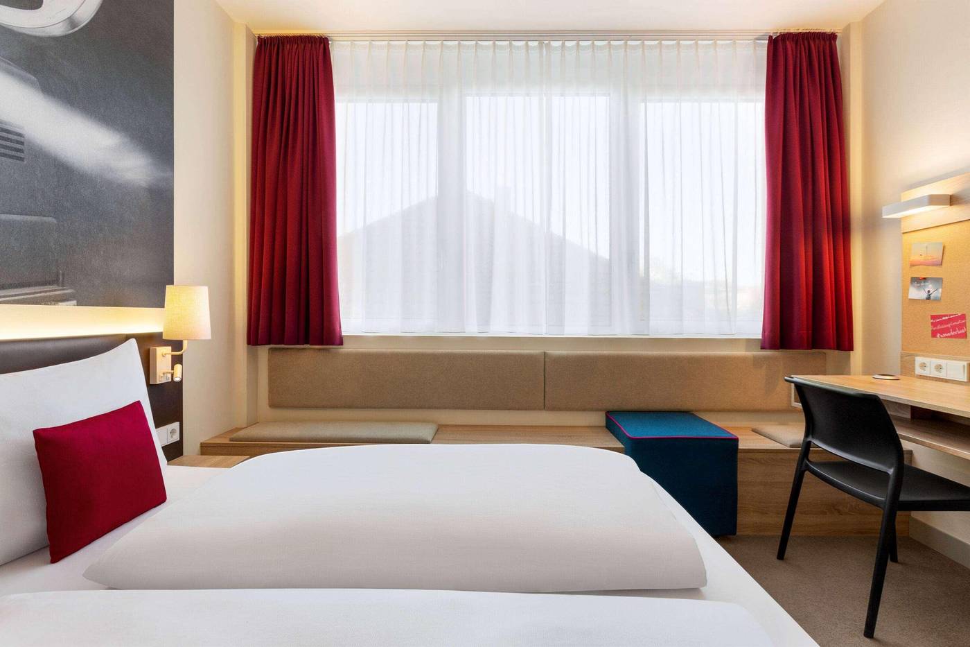 Vienna-House-Easy-by-Wyndham-Munich-Room-30