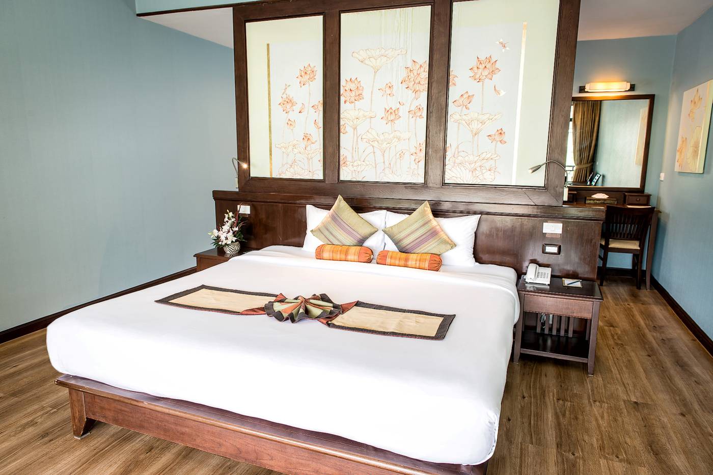 Alpina-Phuket-Nalina-Resort---Spa-Room-15