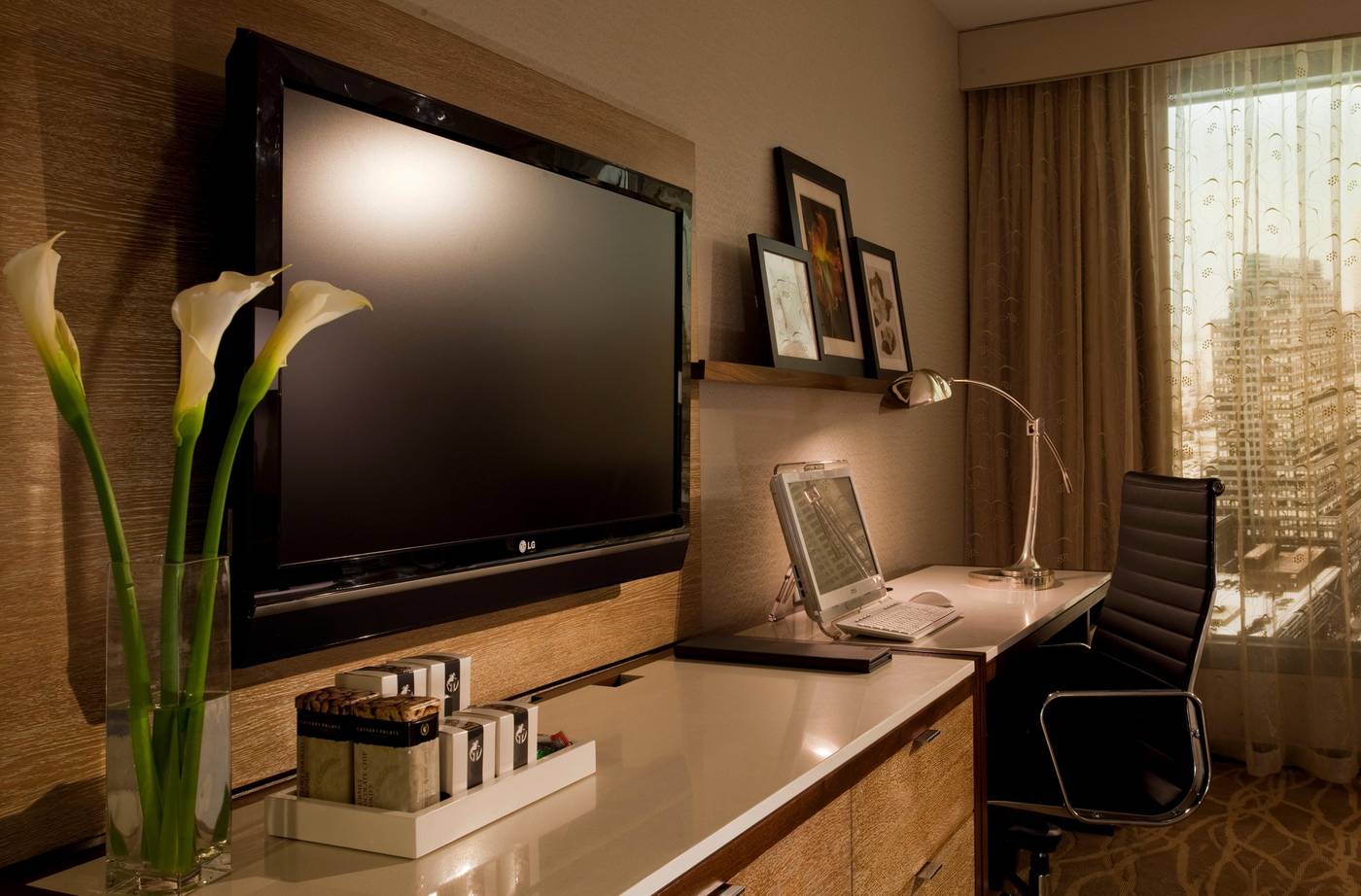 Intercontinental-New-York-Times-Square-Room-37