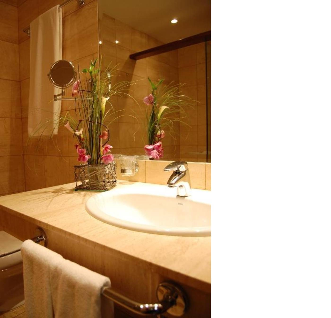 Hotel-Escuela-Santa-Cruz-Room-40