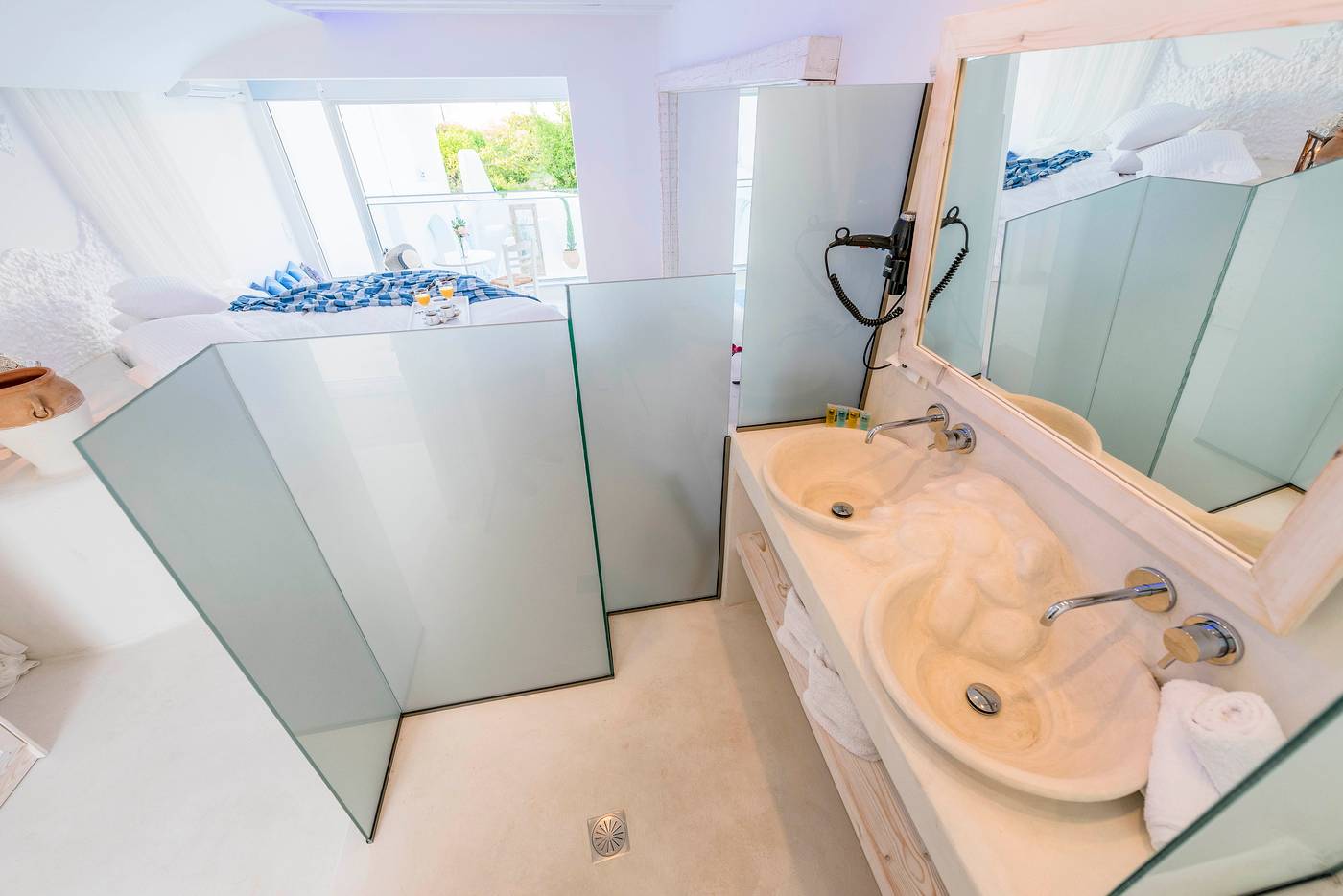 Kouros-Home---Adults-Only--16---Room-28