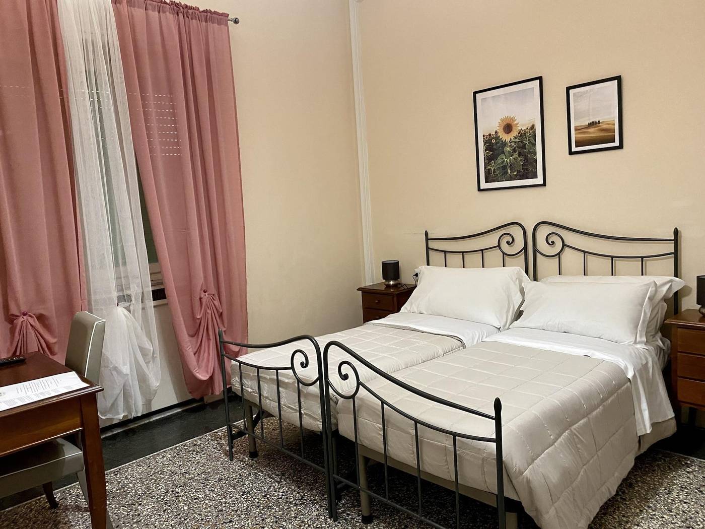 Villa-Catelli-Bed-And-Breakfast-Room-5