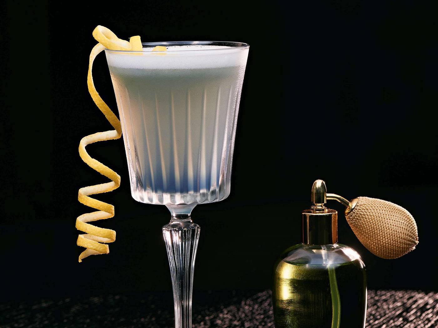 Pullman-Cologne-Bar-40