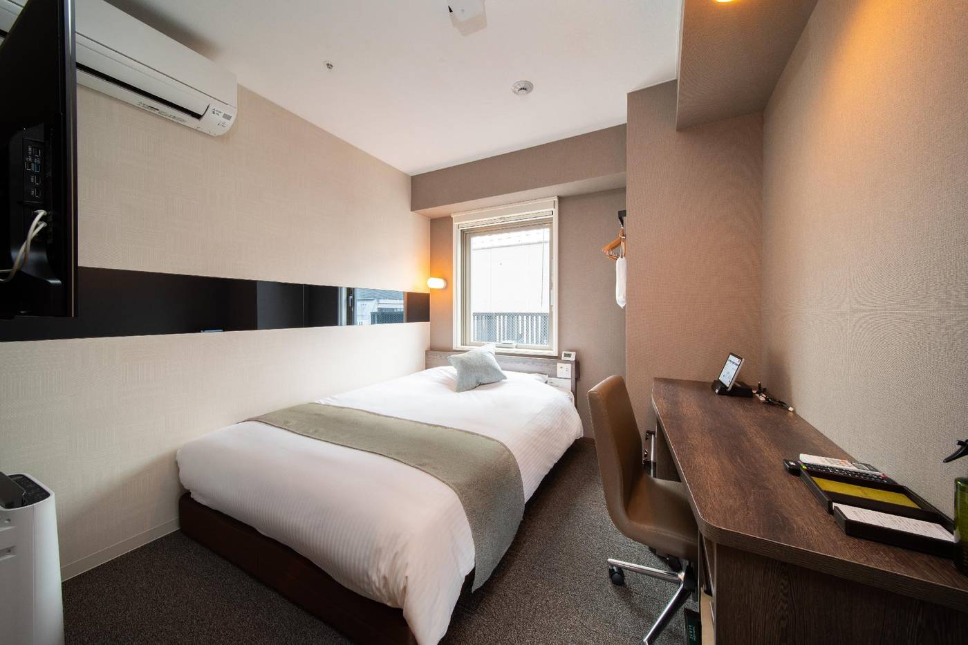 Super Hotel Premier Ginza-Japan-Tokyo-Room-6