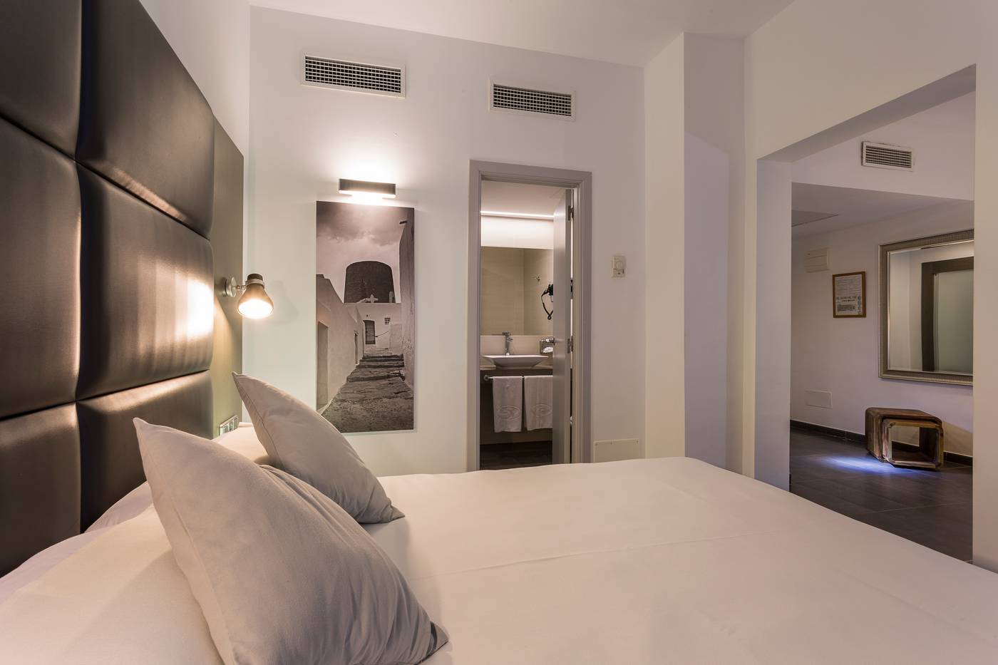 Palladium-Hotel-Cala-LLonga-Room-16