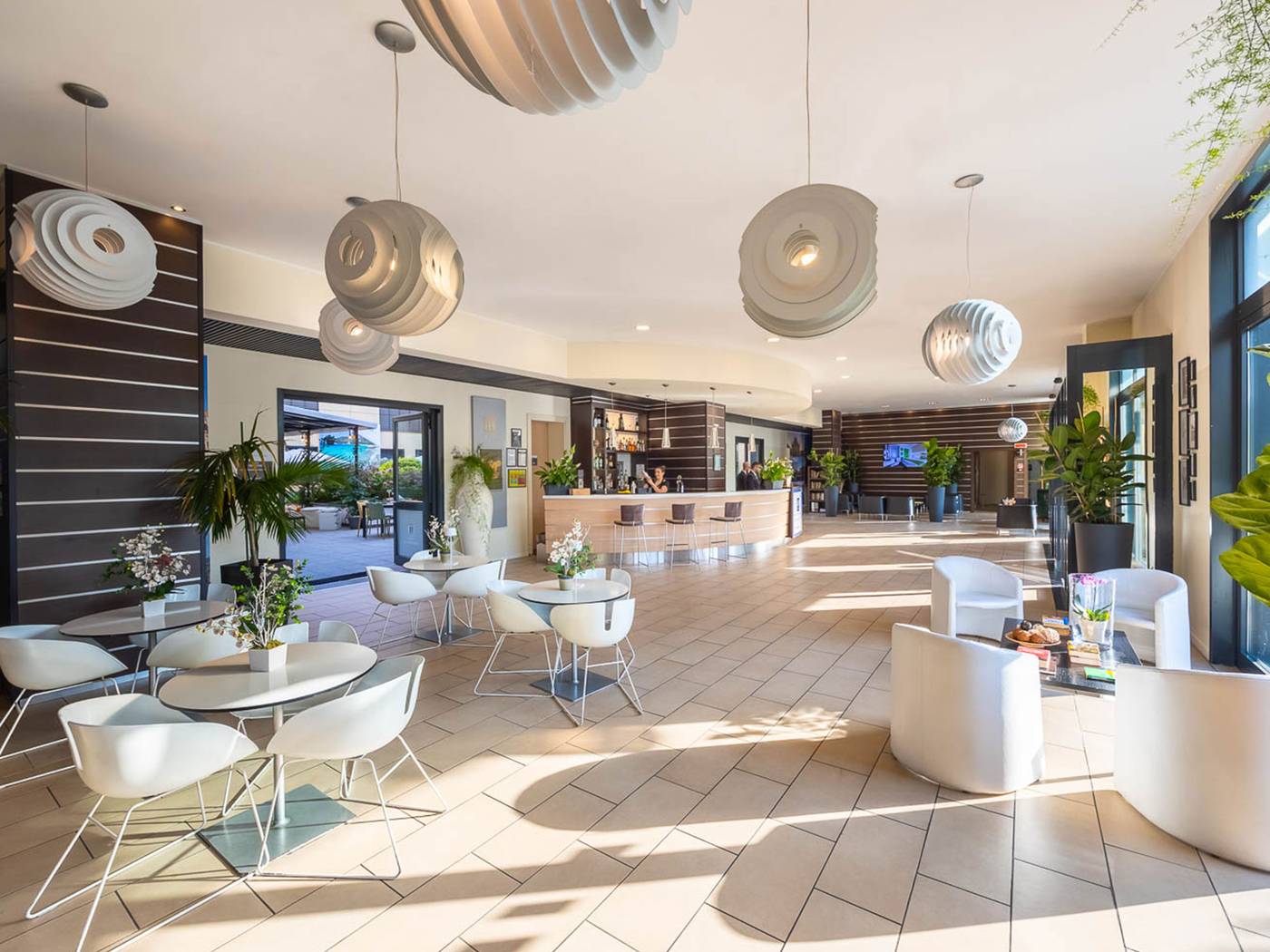 iH-Hotels-Milano-Gioia-Lobby-1