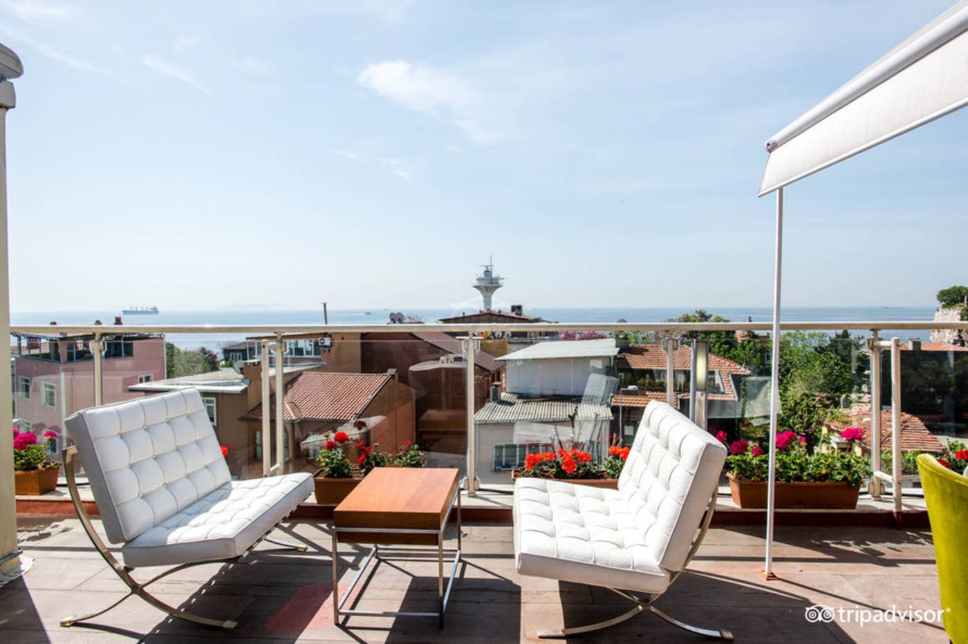 Almina-Hotel-Istanbul-Terrace-32