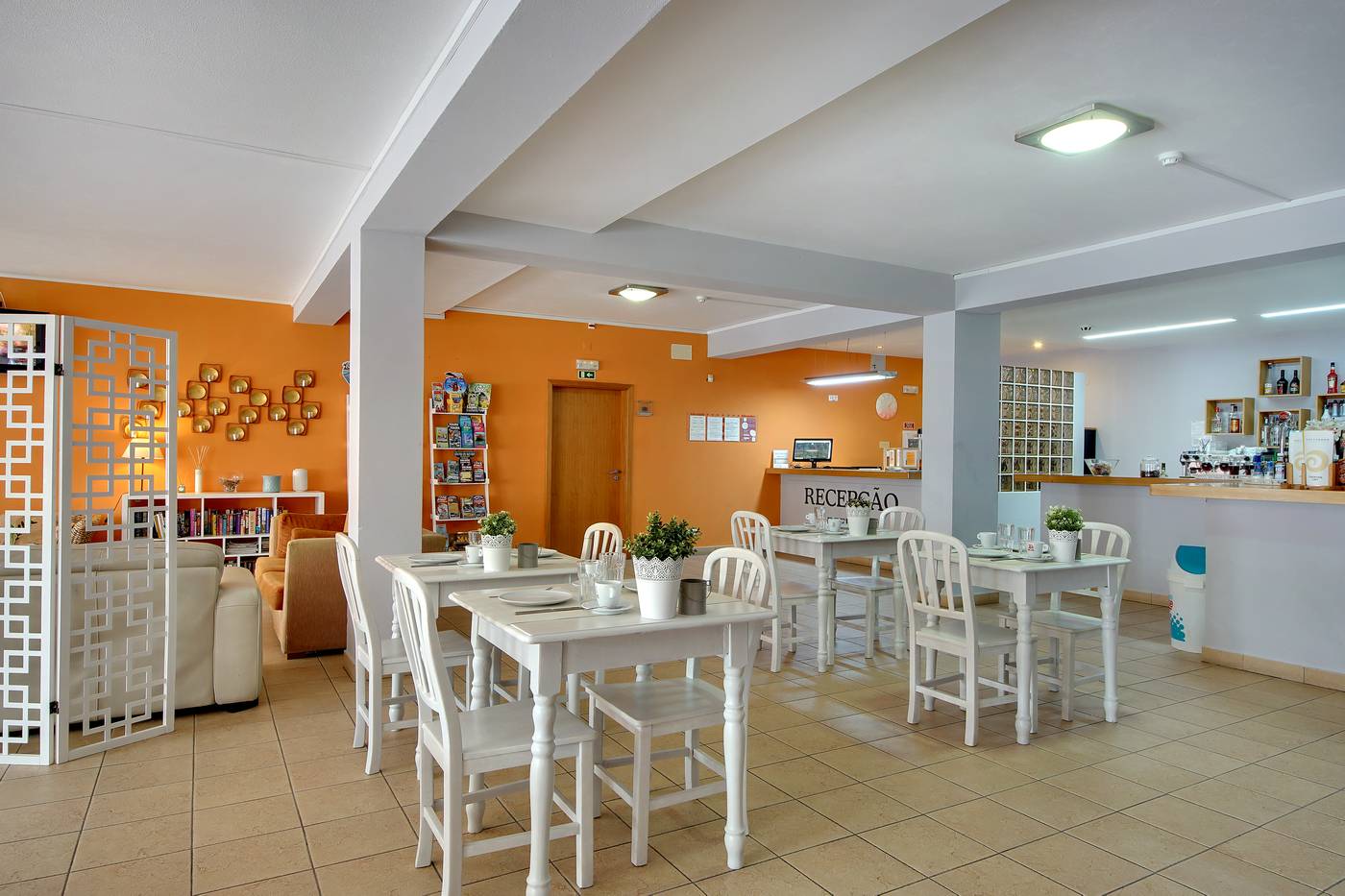 Novochoro-Apartments-Bar-49