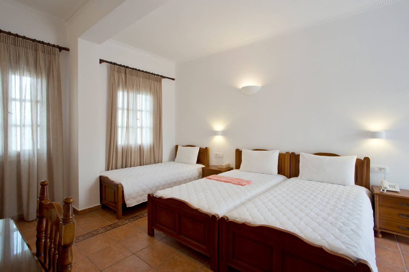 Alexandra-Aparthotel-Room-23