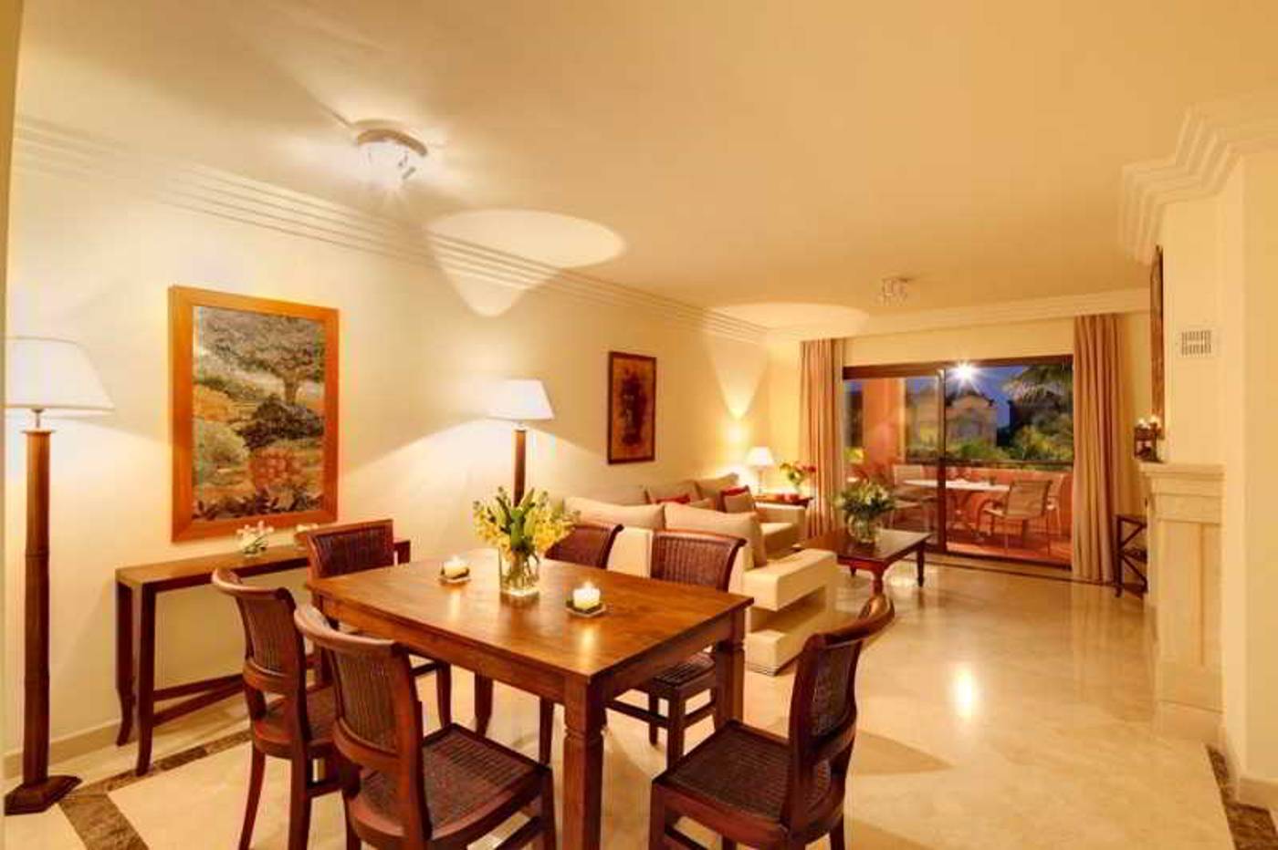 Vasari-Resort-Room-14