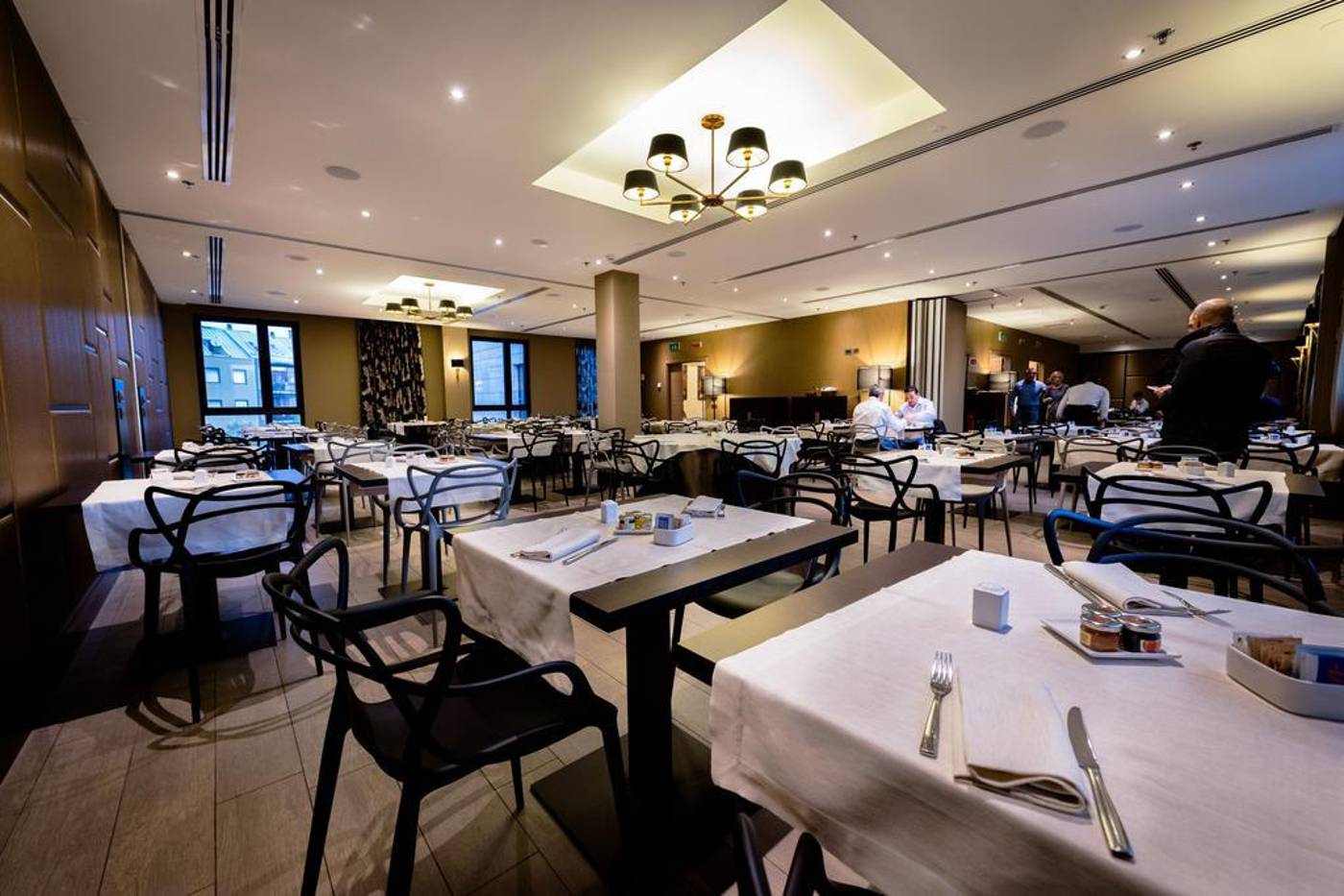 Uptown-Palace-Restaurant-29