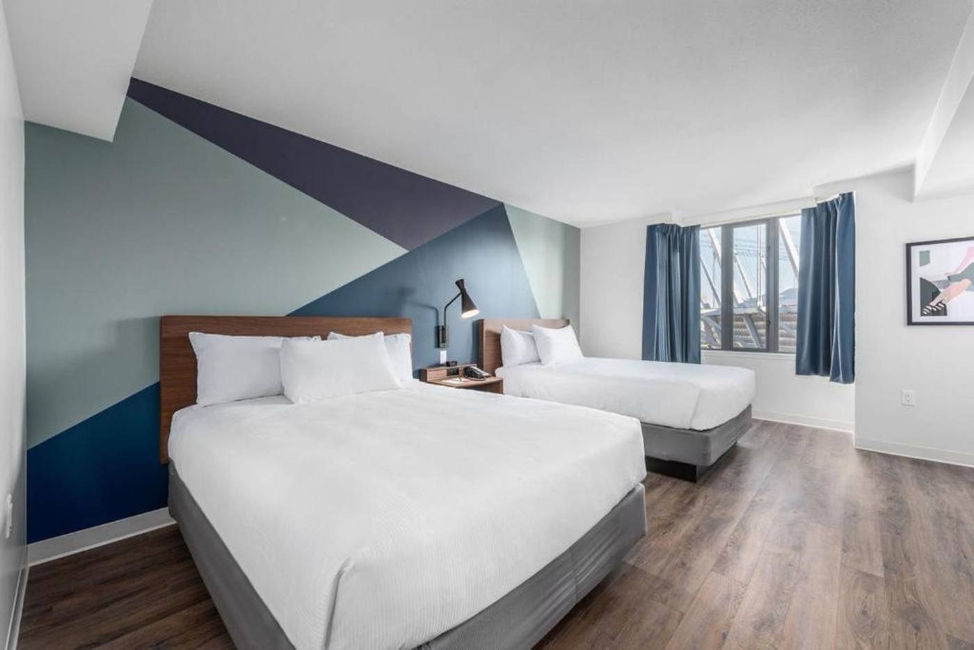 YWCA-Hotel-Vancouver-Room-15