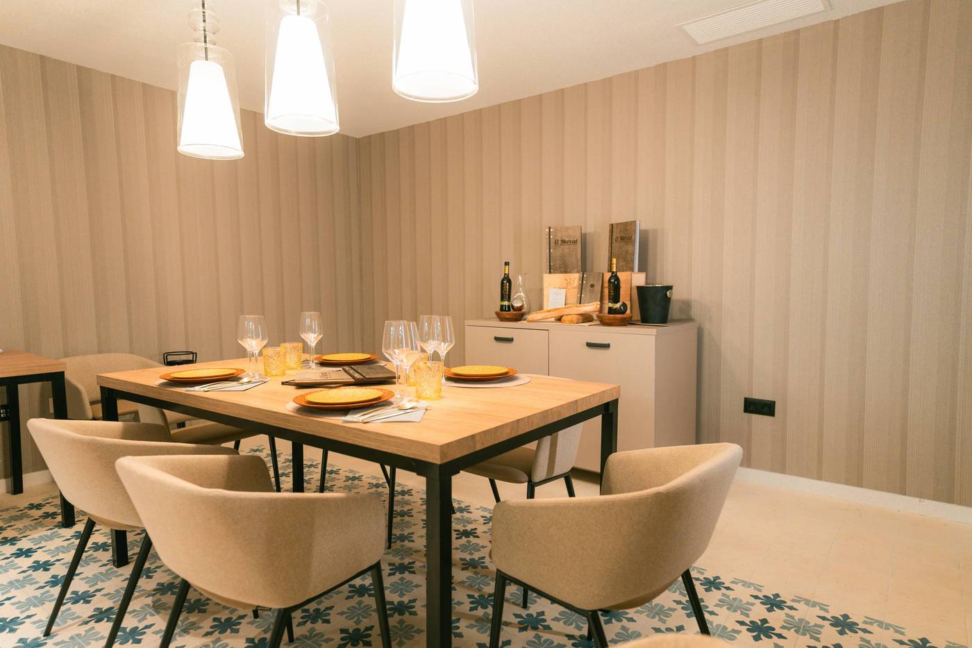 Magic-Fenicia-Restaurant-36