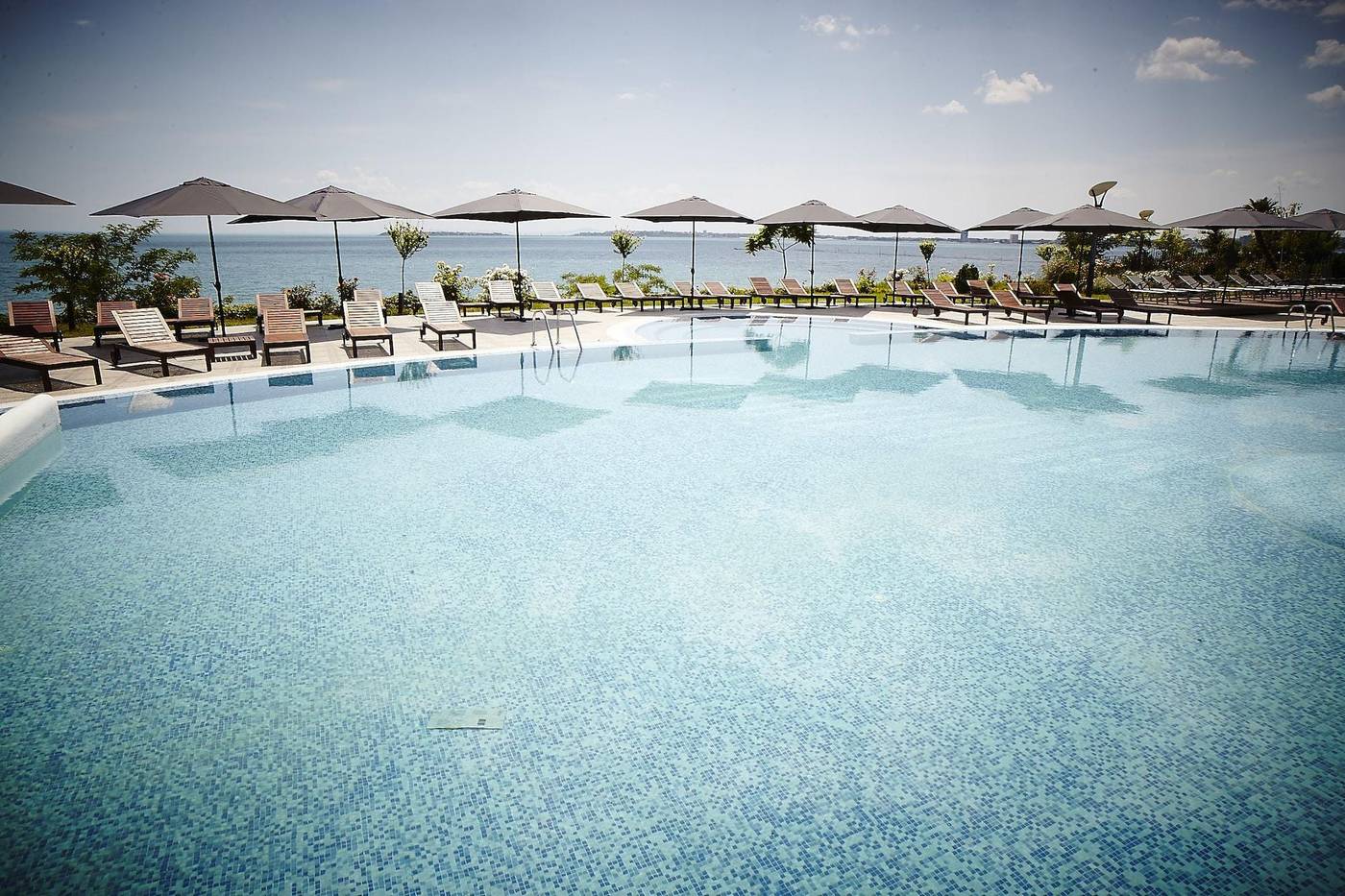 Grand-Hotel-Sveti-Vlas-Pool-4