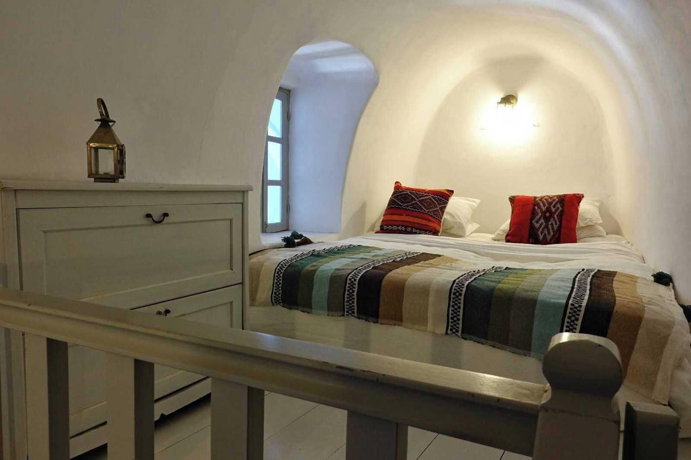 Ducato-Di-Oia-Room-23