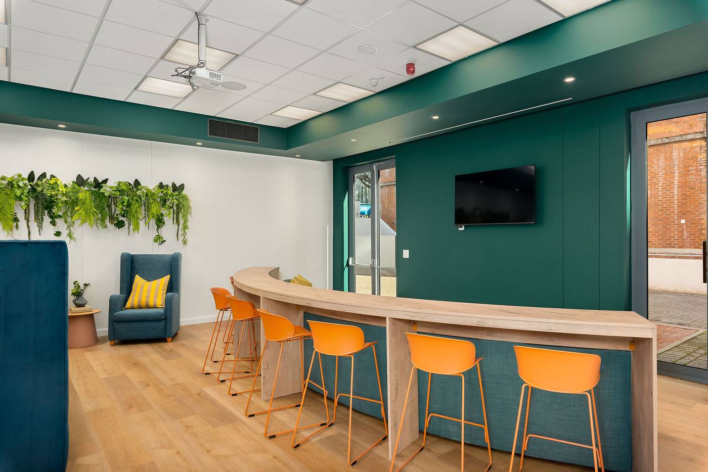 Park-Inn-by-Radisson-Cape-Town-Newlands-Lobby-16