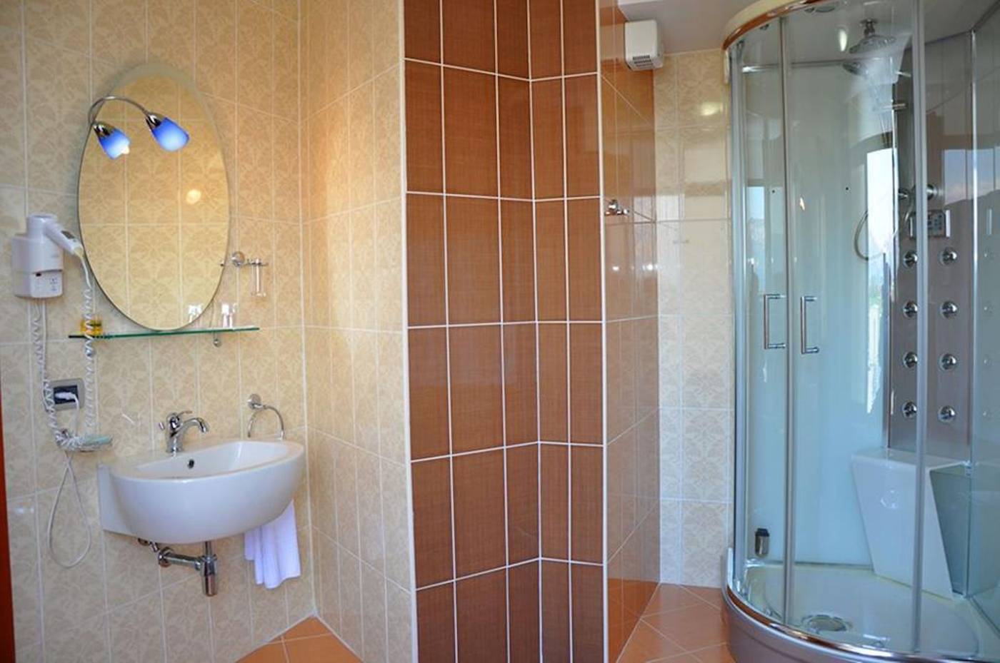 Hotel Airport Tirana-Albania-TIRANA-General view-6