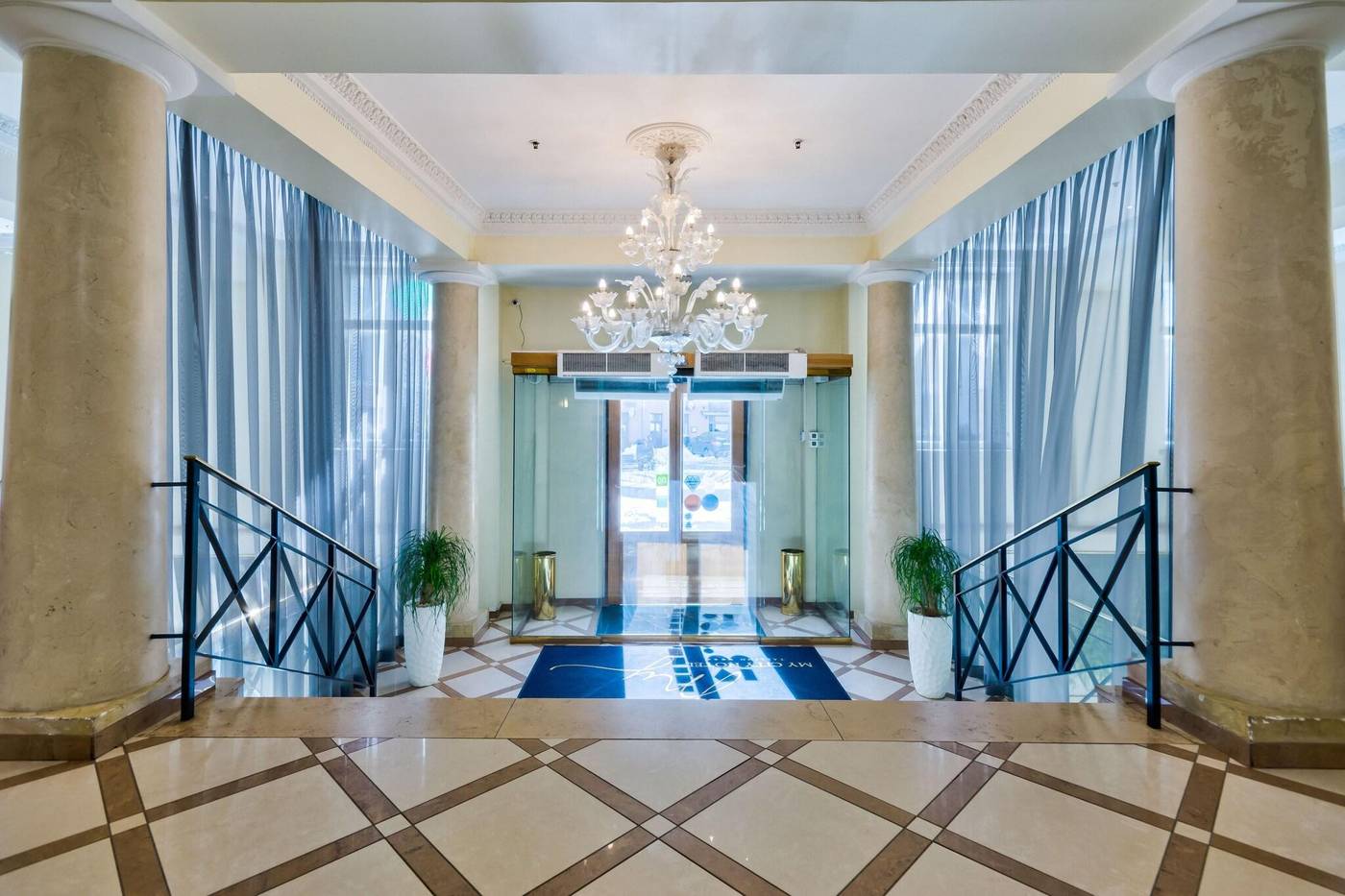 My City Hotel-Estonia-Tallinn-Lobby-9