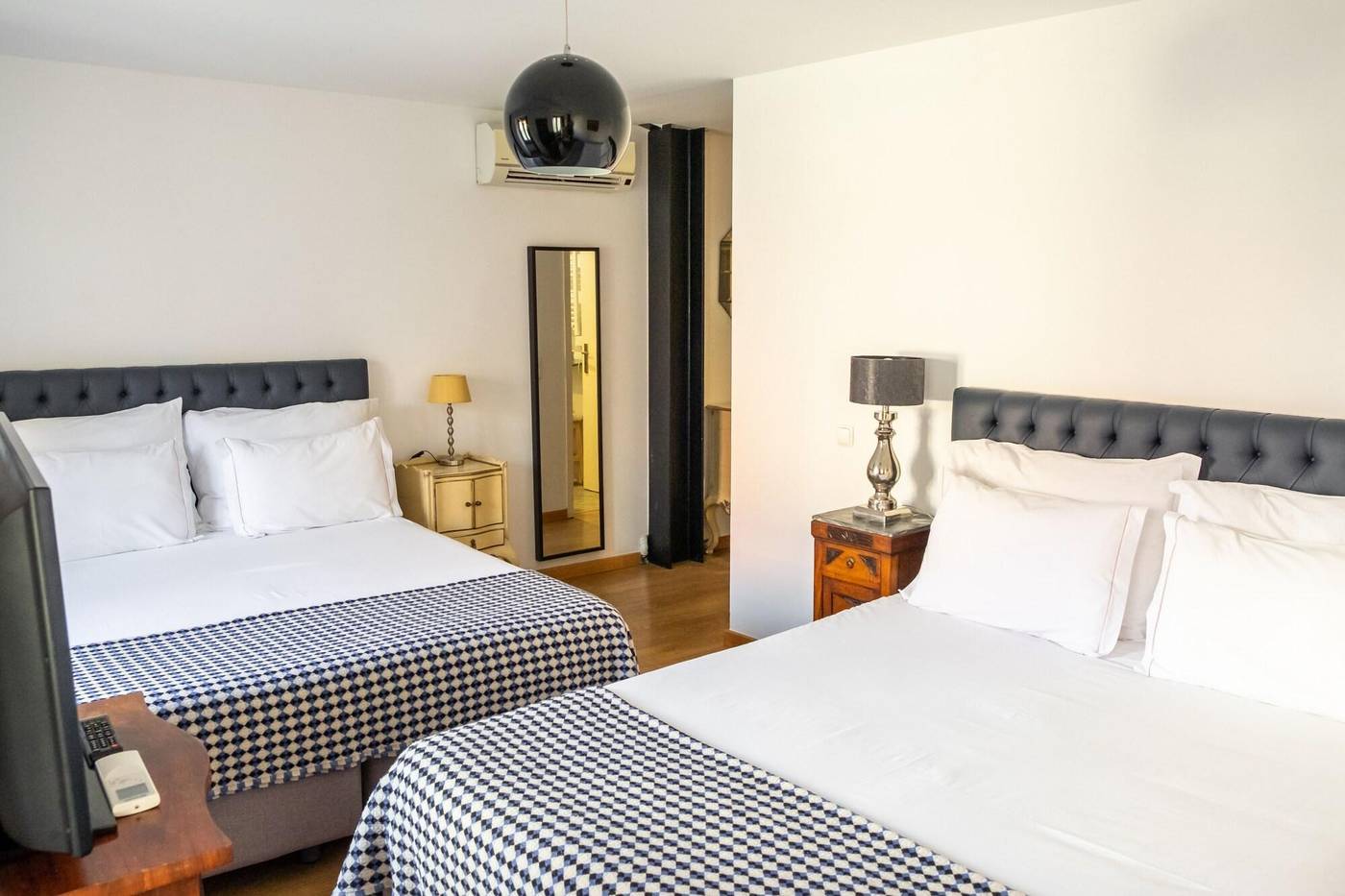 Casa-Do-Patio-Bed---Breakfast-Room-22