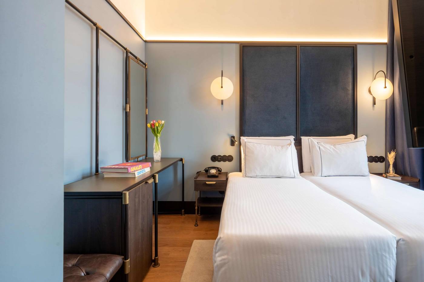 The-Editory-Riverside-Santa-Apolonia-Hotel-Room-35