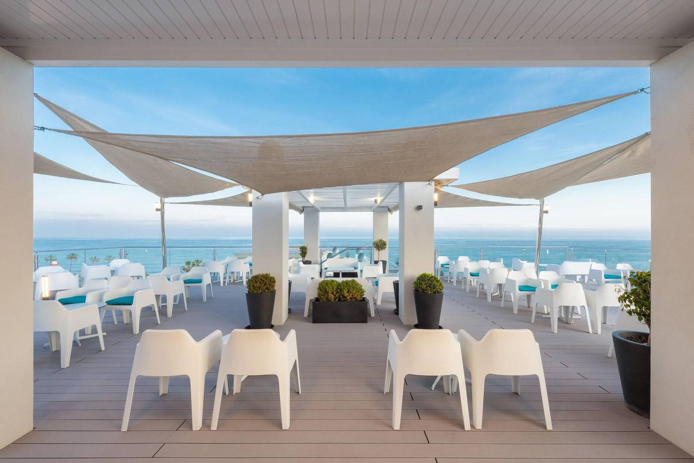 Las-Arenas-Affiliated-by-Melia-Bar-16