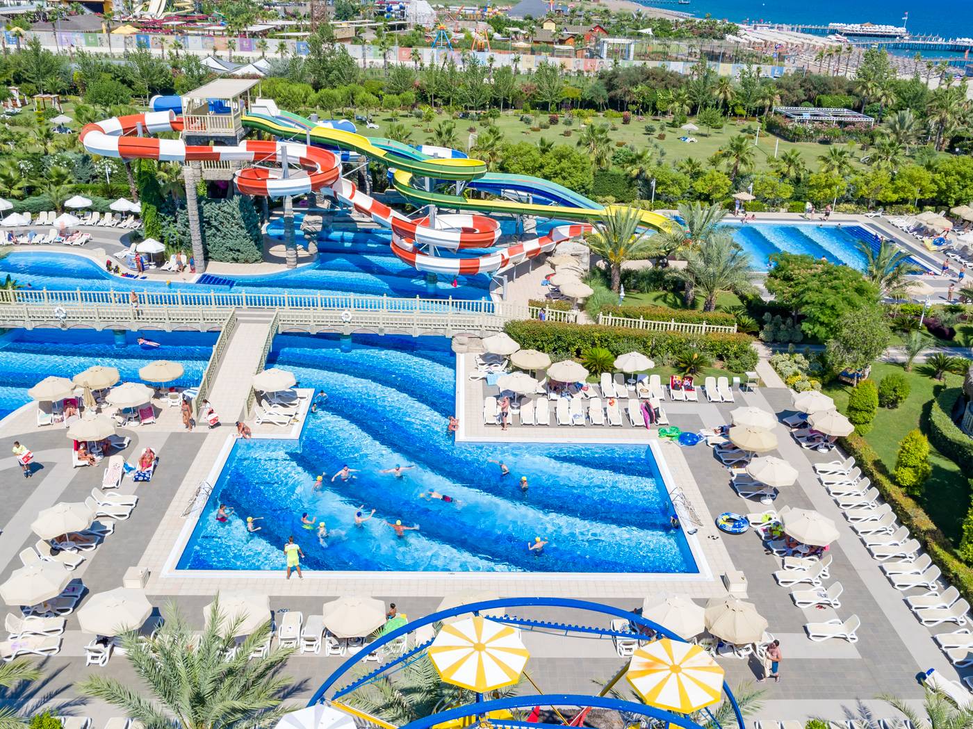 Royal-Holiday-Palace-Pool-4