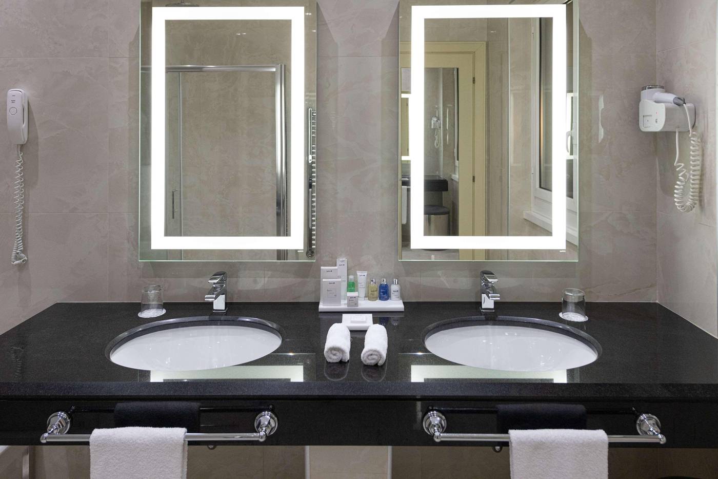 Radisson-Blu-Ghr-Hotel-Rome-Room-53