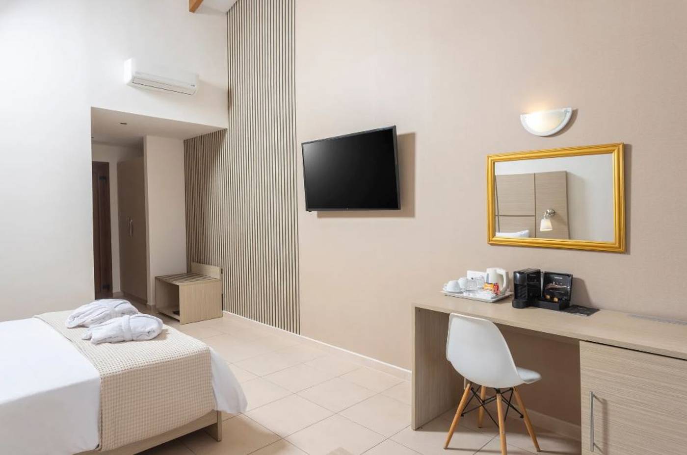 Alia-Palace-Hotel---Adults-Only-Room-28