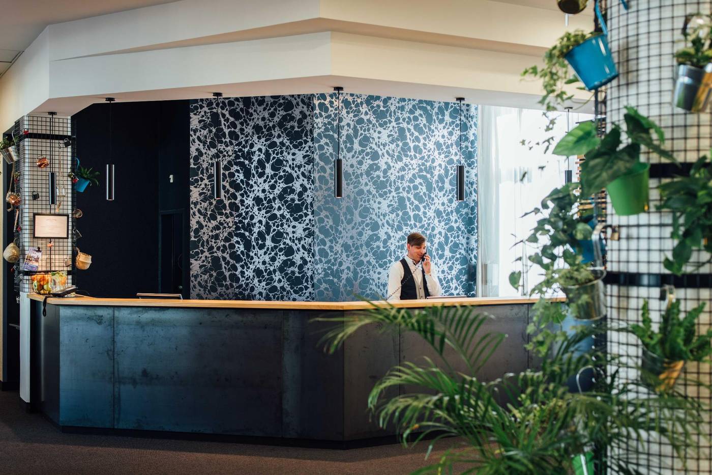 Vienna-House-Easy-by-Wyndham-Cracow-Lobby-17